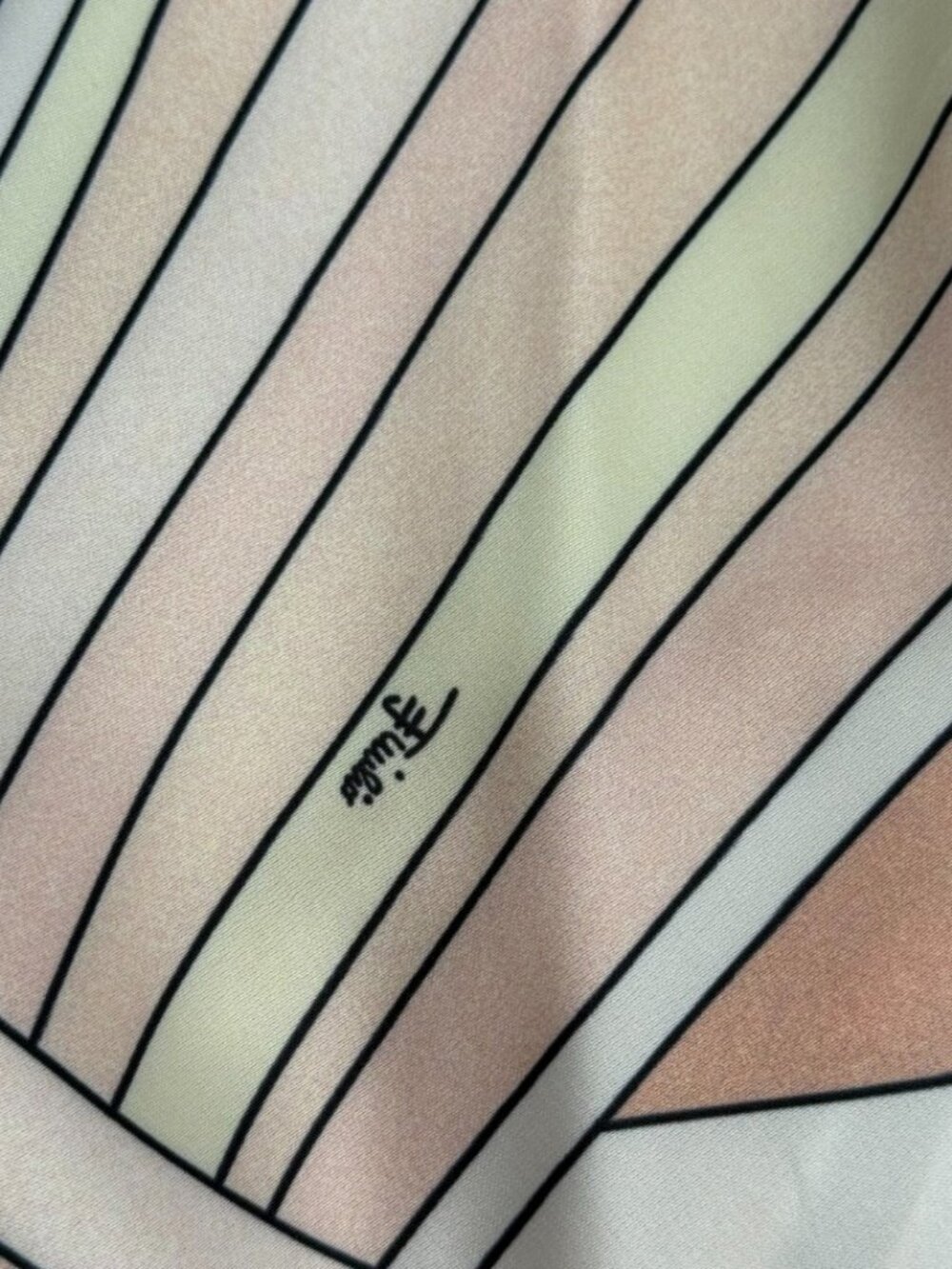 Emilio Pucci Pink, Black and Cream Printed Silk Tank - Picture 4 of 9